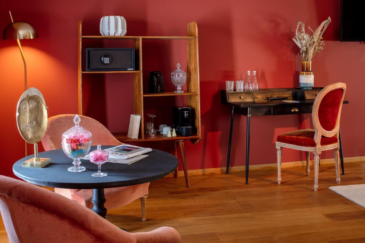 Margaret - Hotel Chouleur Nîmes Eksteriør bilde